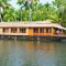 Sreekrishna Houseboat - VACCINATED STAFF