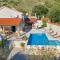 Holiday home Mia