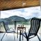 Schokolake Country House