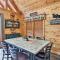 3 Mi to Gatlinburg Cabin with Deck and Pool Table! - غاتلينبرغ