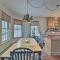 Easy Access to Beaches Vineyard Haven House