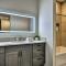 Luxury Home with Views - 5 Min to Columbia River - Underwood