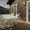 Chic Summer House Cottage Walk to Ocean! Chic Summer House Cottage Walk to Ocean!