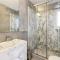 modern apartment with a sea view and swimming pool in Koundouros - Koundouros