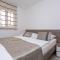 Apartments Crnekovic Tomislava 8