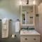Tasteful Home with Patio and Grill Less Than 2 Mi to Beach! - نيبلس