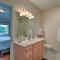 Lakefront Condo with Resort-Style Amenities and Marina