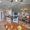 4 Mi to Lake Havasu Home with Rooftop Balcony - Лейк-Хавасу-Сити