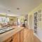 Peaceful Chilmark Farmhouse by Menemsha Beach - Chilmark