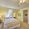 Peaceful Chilmark Farmhouse by Menemsha Beach - Chilmark