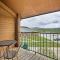 Granby Condo with Pool Access, Near Hiking and Skiing! - غرانبي
