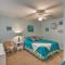 Walk to Ocean North Myrtle Beach Townhome! - 默特尔比奇