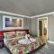 Panama City Beach Condo with Balcony and Ocean Views