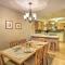Lincoln Resort Condo with Pool Access - Near Hiking!