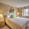 Lincoln Resort Condo with Pool Access - Near Hiking!