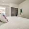 Lake Chelan Resort Condo Pool and Hot Tub Access!