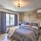 Modern Townhome with Deck - half Mi to Elkhart Lake!