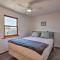 Chic Studio with Grill - 25 Mins to Taos Ski Valley!