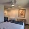 Chic Studio with Grill - 25 Mins to Taos Ski Valley!