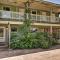 Renovated Austin Apt with Pool at Stunt Ranch!