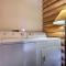 Pet-Friendly Moab Cabin with Mtn Views and BBQ! - Моаб
