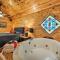 Secluded Studio with Deck about 8 Miles to Beaver Lake!