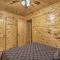 Broken Bow Starlight Cabin with Private Hot Tub!