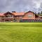 Cabin-Style Condo with Deck Near Angel Fire Resort