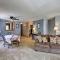Lincoln Condo with Pool Access - 6 Mi to Loon Mtn! - لينكولن