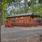 Serene Broken Bow Cabin with Hot Tub and Fire Pit - Stephens Gap