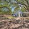 Walk to Lake Austin Spacious Getaway with Patio - Austin