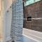 Walk to Lake Austin Spacious Getaway with Patio - Austin