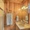 Lakefront Home with Game Room, Kayaks, and Fire Pit - ليك بلاسيد