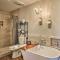 Phoenix Condo with Furnished Patio 3 Mi to Old Town