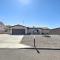 Less Than 3 Mi to Lake Havasu Home with Patio and Grill!