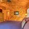 Secluded Cabin Between Boone and Blowing Rock! Secluded Cabin Between Boone and Blowing Rock!