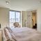 Beachfront Oceanside Condo with Pool and Hot Tub! - Oceanside