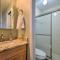 Indian Shores Townhome with Pool Access and Kayaks!