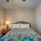 Old Orchard Beach Apt - Walk to Beach and Pier! - 旧奥查德比奇