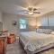 Cute Emporia House - Mins to Downtown and ESU!