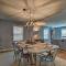 Cute Emporia House - Mins to Downtown and ESU!