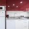 Host Wise - Trendy Bright Flats with Jacuzzi - 5 min Beach - Matosinhos