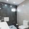 Host Wise - Trendy Bright Flats with Jacuzzi - 5 min Beach - Matosinhos
