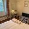 Charming Devon Cottage near Quay-Rain Shower, Restaurants & Free Parking