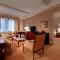 Hotel Elysee by Library Hotel Collection