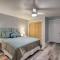 Marthas Vineyard Apt about 1 Mile to Inkwell Beach! - أوك بلوفس
