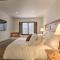 Vail Condo with Mtn View Deck - Steps to Ski Shuttle