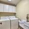 5 Mi to Hot Springs Condo in Pagosa Springs!