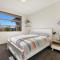 Infinity Views - Modern Wanaka Holiday Home - 瓦纳卡