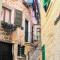 Private Courtyard Medieval Stone Home in Old Town - 罗维尼